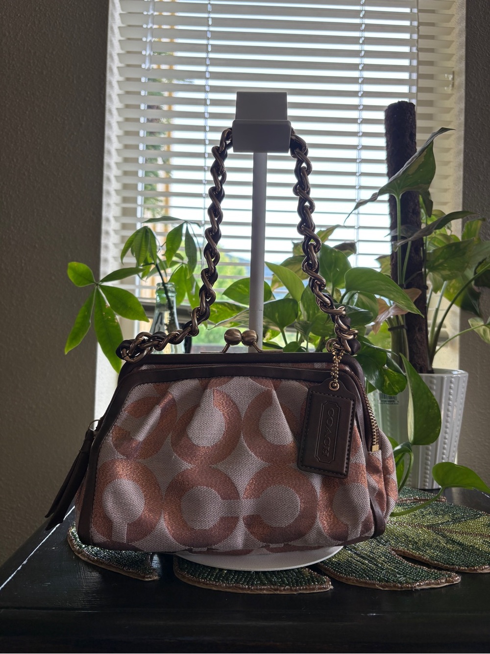 Coach Signature Kiss-Lock Chain Shoulder Bag in Brown/Tan - Picture 4 of 7